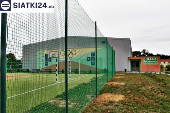 Siatki Legnica - Zabezpieczenie boiska w ogrodzie domowym siatką na łapacz piłek dla terenów Legnicy